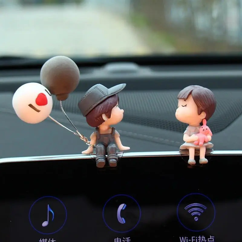 Cute Cartoon Couples Car Decoration Accessories Romantic Figurines Balloon Ornament Auto Interior Dashboard Accessories Gifts